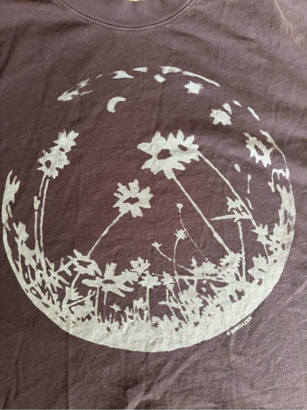 Extra vitamins tee - Picture 2 of 3